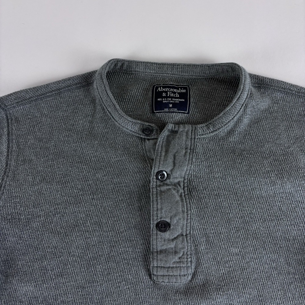 Abercrombie & Fitch Long Sleeve  Knit Henley Men's Sz‎ Medium Gray Cotton - Picture 4 of 10